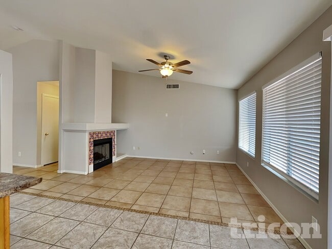 Building Photo - 5521 N 103rd Dr