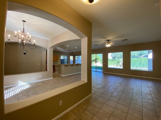 Foto del edificio - COMING SOON IN HIGLEY GROVES!!!!