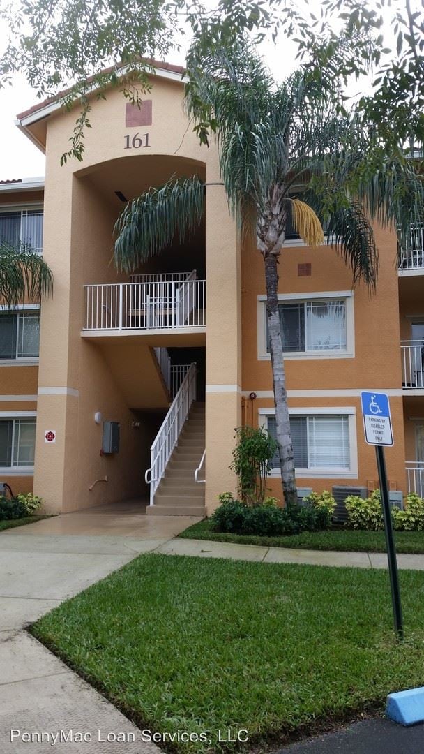 Building Photo - 3 br, 2 bath House - 161 SW Palm Dr 207