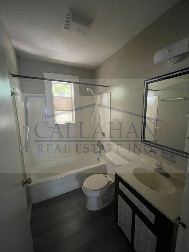Building Photo - Sherwood 3 Bedroom Home
