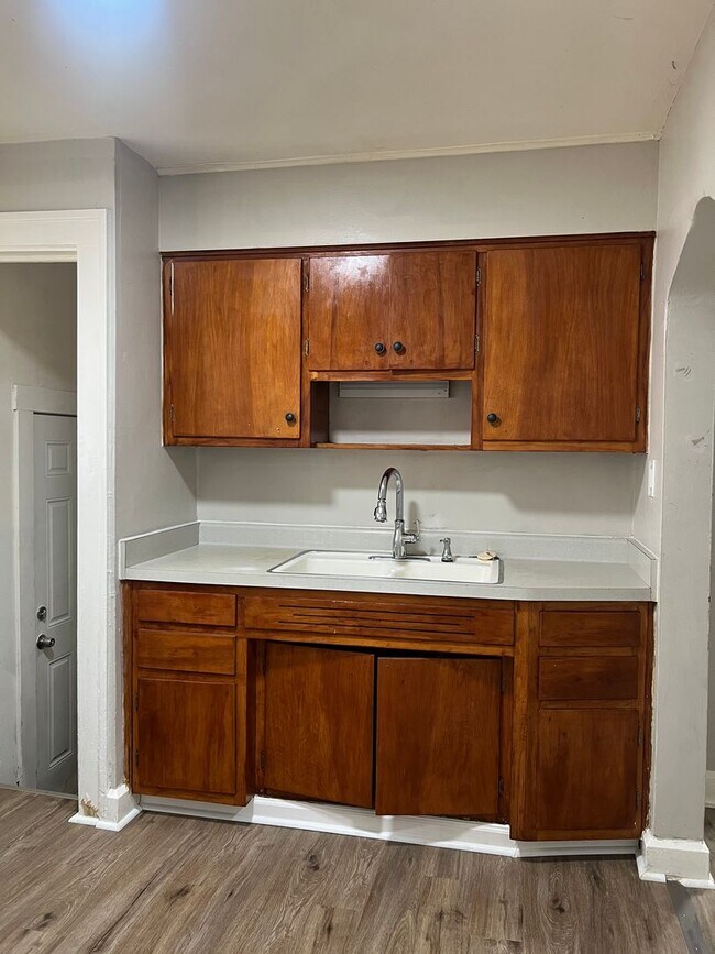 Foto del edificio - 1229 Burdsal Pkwy