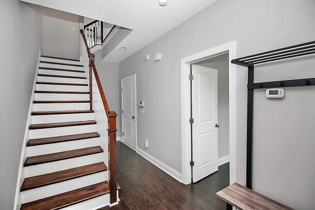 Foto del edificio - 2609 Statesville Ave