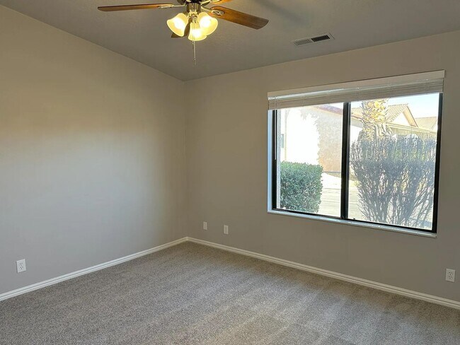 Foto del edificio - Single-Level 3 Bedroom Townhome in St. George