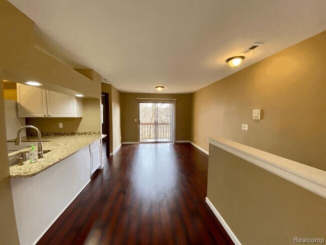 Foto del edificio - 1504 Meadowside Dr