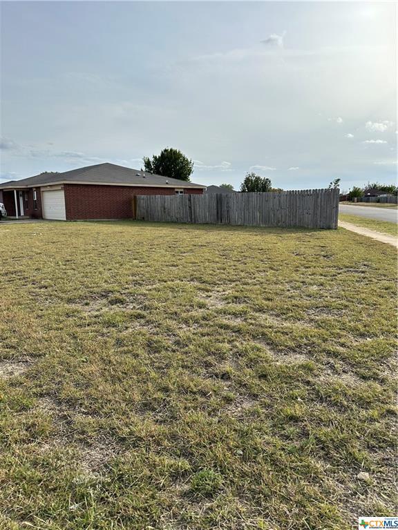 Building Photo - 4410 Mustang Dr