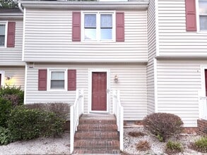 Building Photo - 6813 Glendower Rd