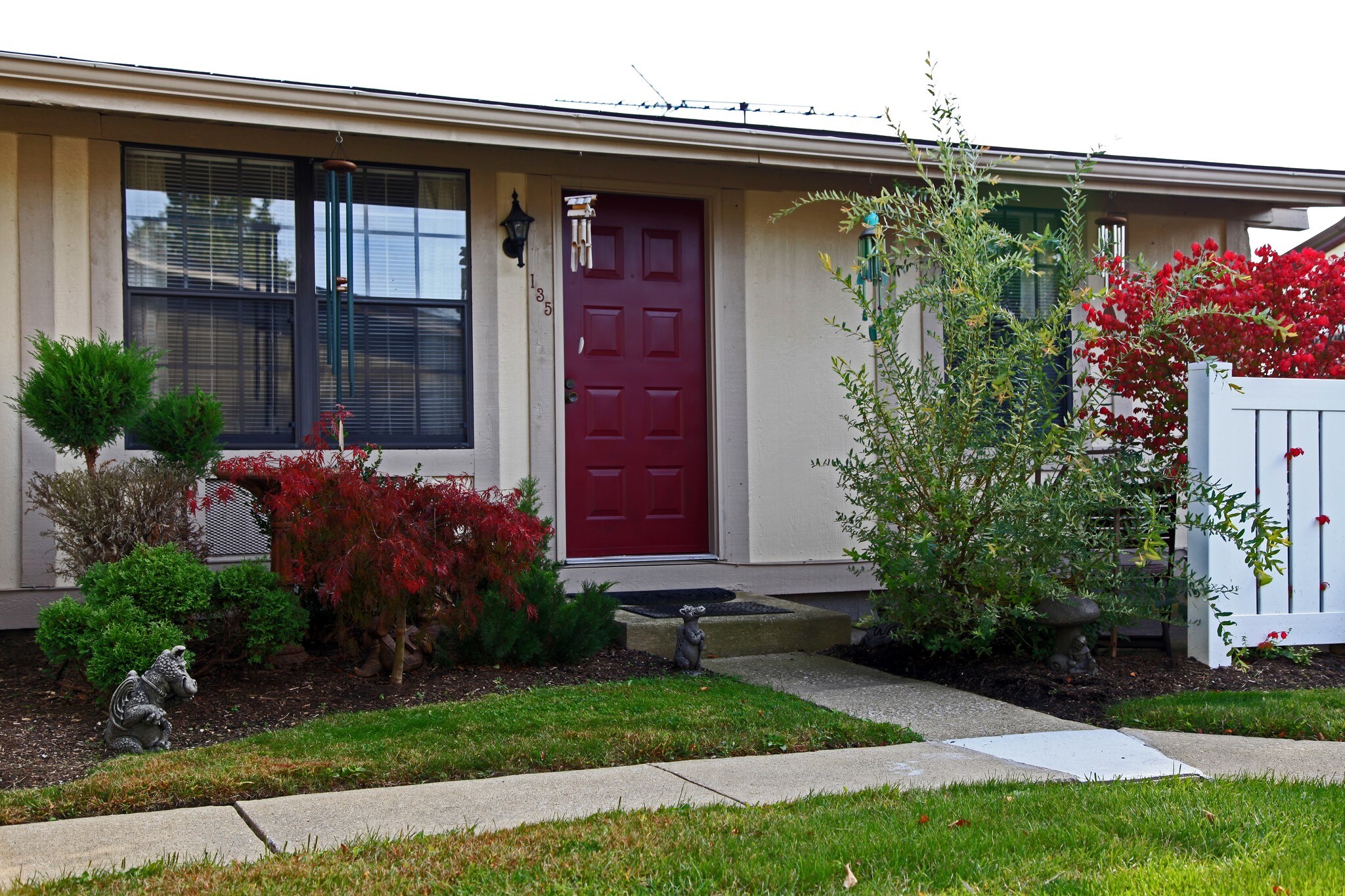 Hampshire I Apartments – photo 2