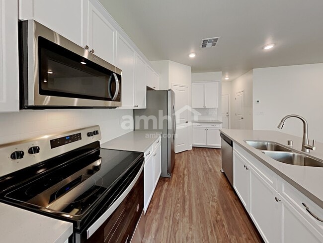 Foto del edificio - 6022 Schmidt St