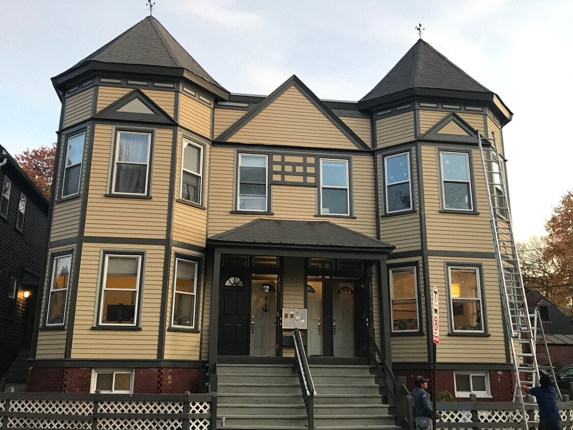 Primary Photo - 204 River Street, Unit 206
