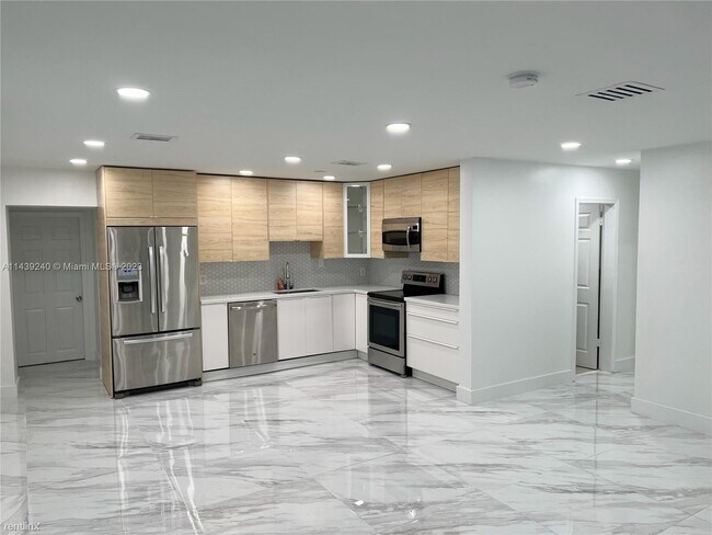 Foto del edificio - 4 br, 2 bath House - 4337 SW 49th St