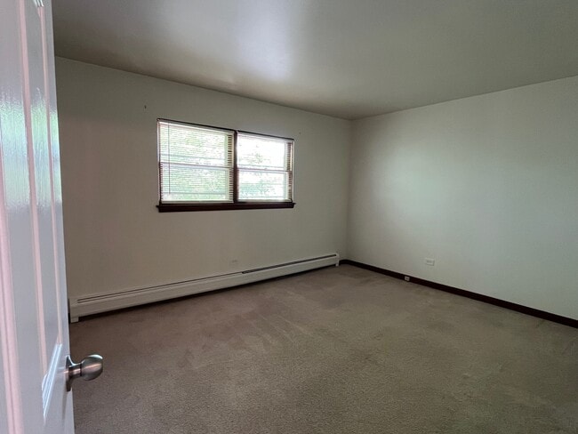 Bedroom - 6638 W Windsor Ave