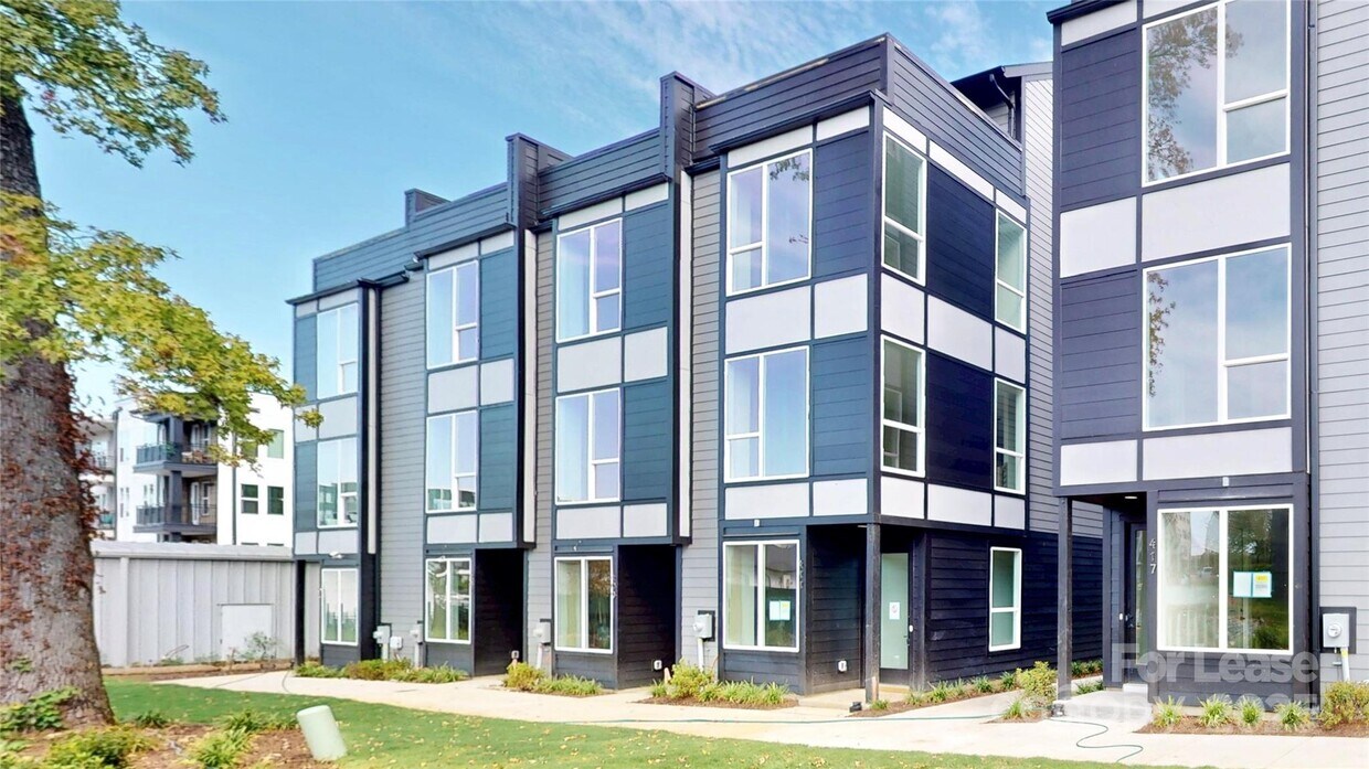 Foto principal - 409 Devender Ln