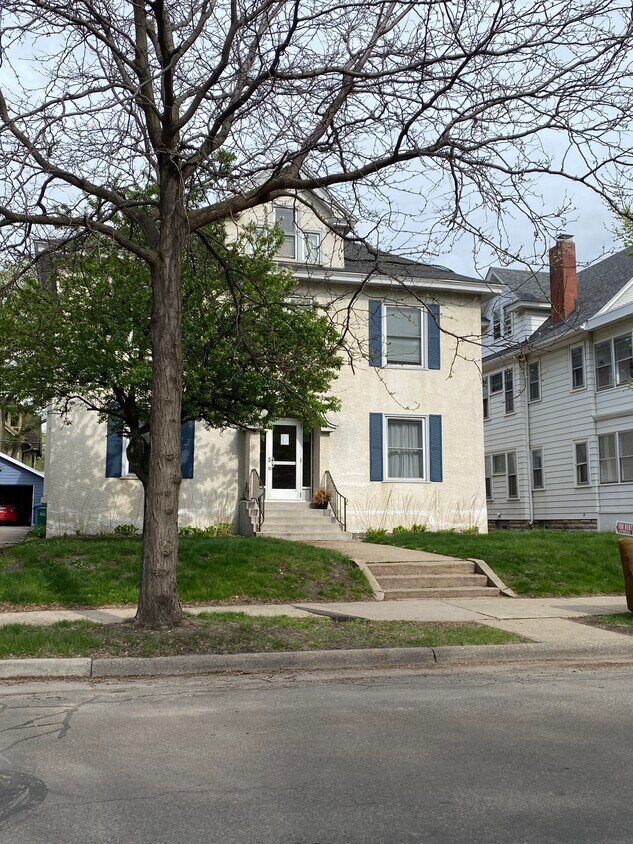 2437 Dupont Ave S, Minneapolis, MN 55405 Apartments in Minneapolis