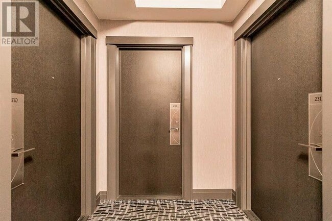 Photo du bâtiment - 3700 Hwy 7