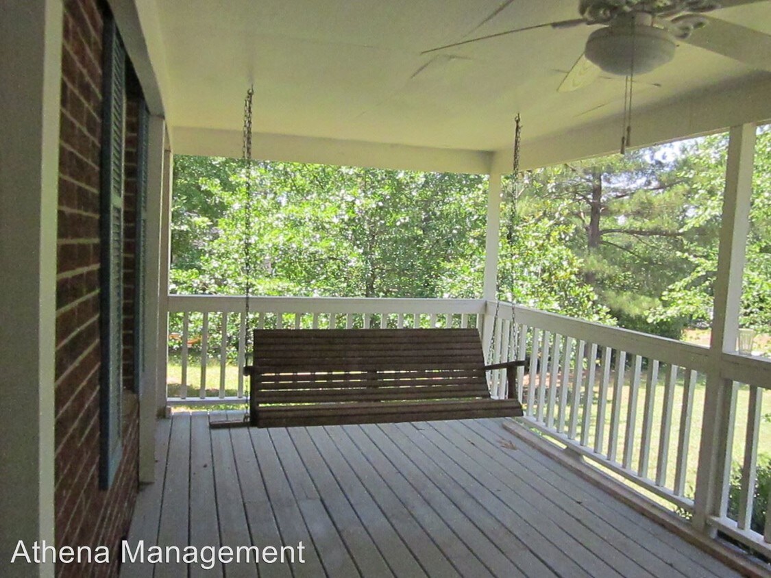 Building Photo - 143 Hidden Timber Ln