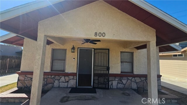 Building Photo - 800 E Ivy St
