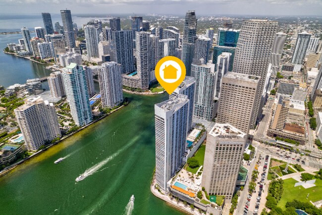 Foto del edificio - 335 S Biscayne Blvd