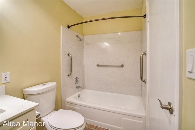 Foto del edificio - 416 Alida Way