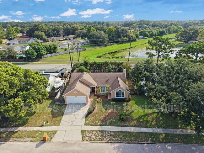 Foto del edificio - 4645 Saddle Creek Pl