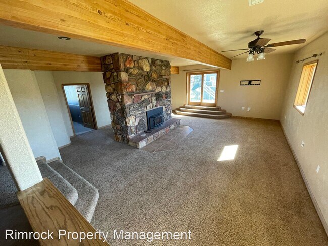 Building Photo - 6 br, 3 bath House - 2607 Trails End Rd