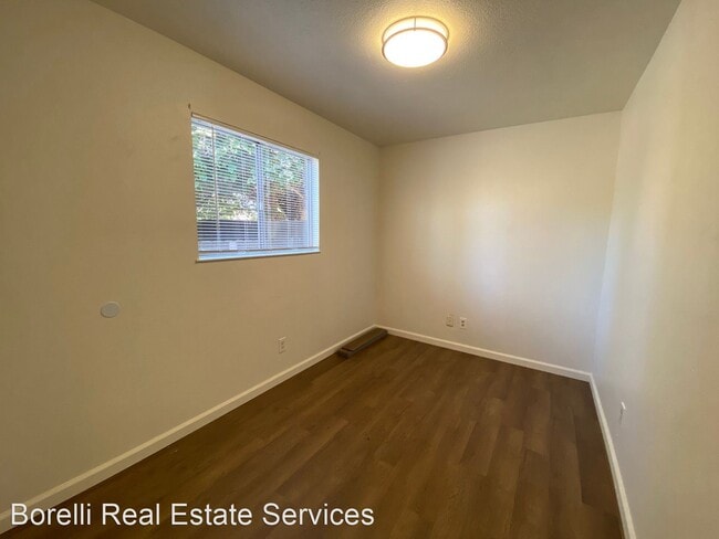 Building Photo - 2 br, 1 bath House - 1312 Canal Farm Lane