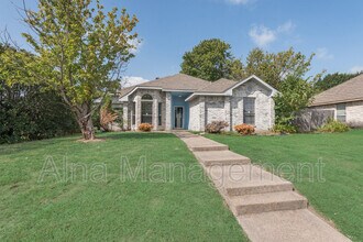 Building Photo - 8701 Pheasant Run Dr
