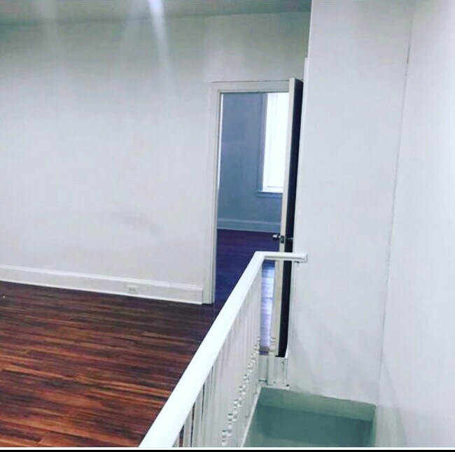 Foto del edificio - 2036 E Wishart St