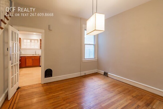 Building Photo - 1221 Marlborough St