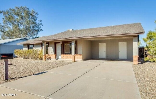 Building Photo - 2536 E Commonwealth Cir