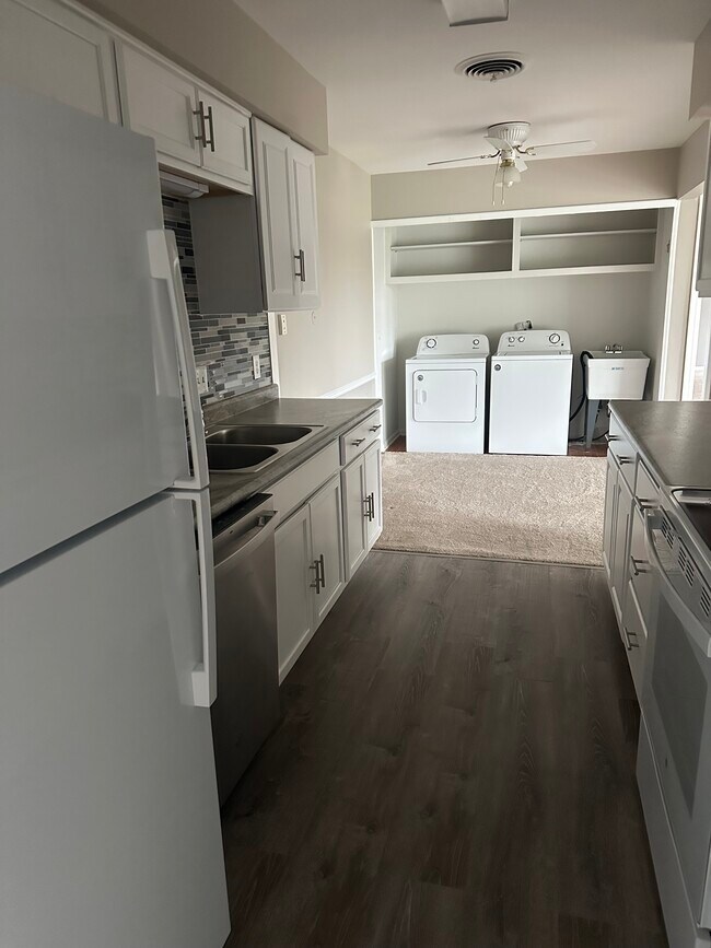 Foto del edificio - 5325 Territorial Rd