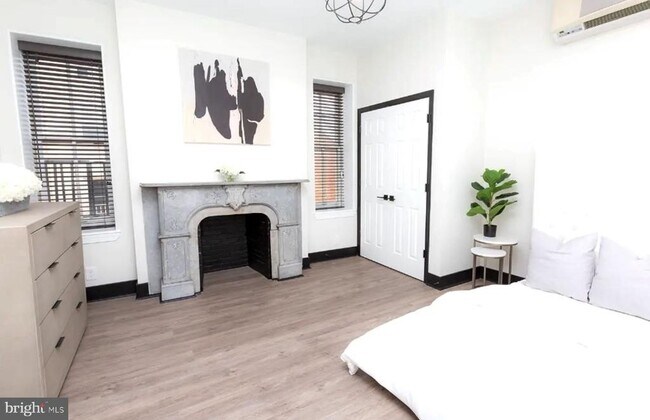 Foto del edificio - 13 E Read St