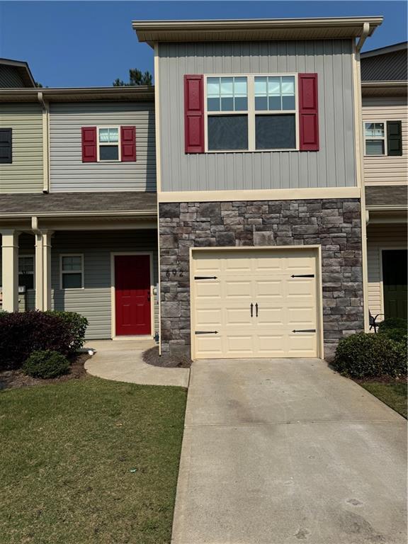 Foto principal - 692 Oakside Pl