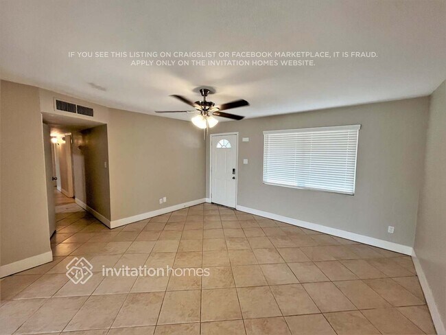 Foto del edificio - 7005 N 76th Dr