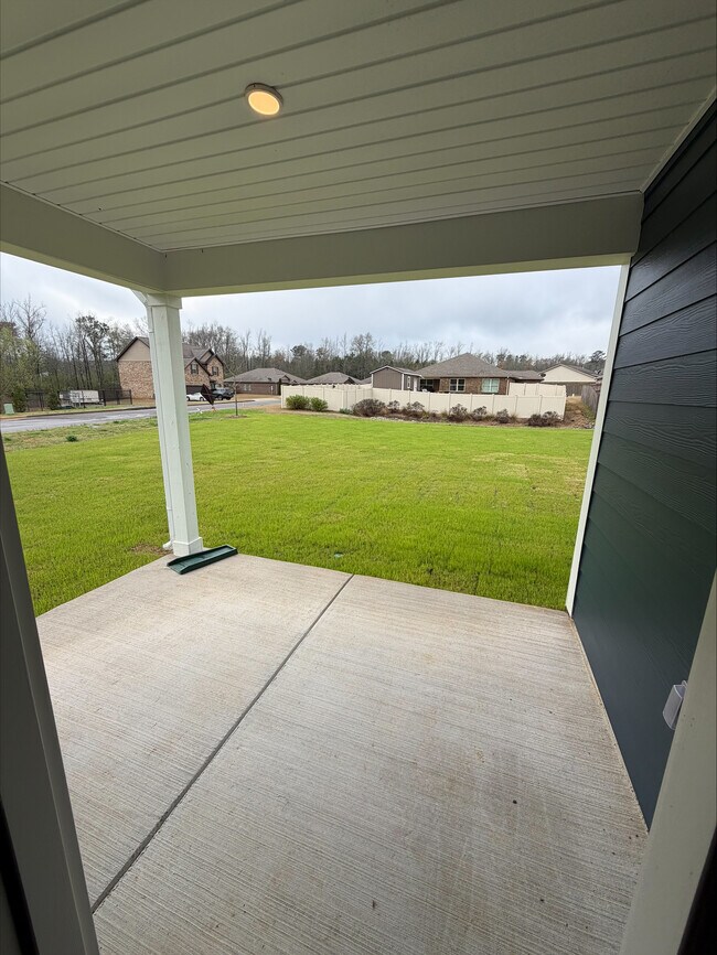 Foto del edificio - 1140 Waverley Ln