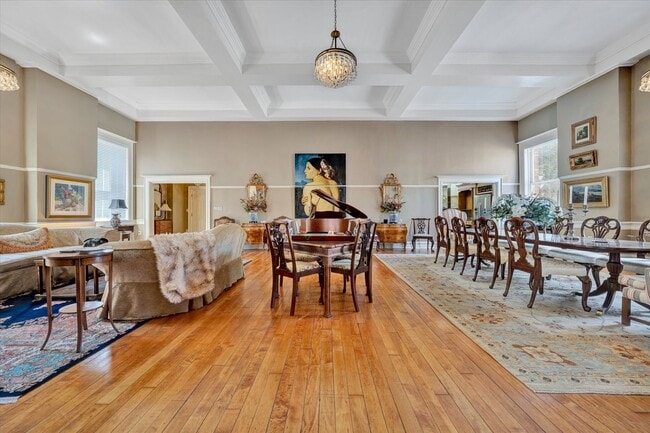 Photo - 1025 Church St Apartment