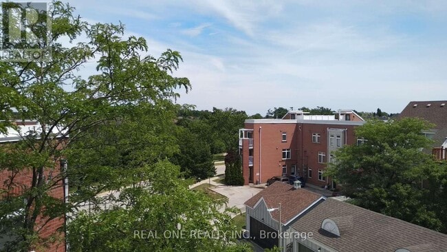 Building Photo - 2400 Munn's Ave