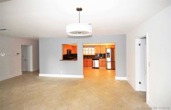 Foto del edificio - 1005 N 13th Ct