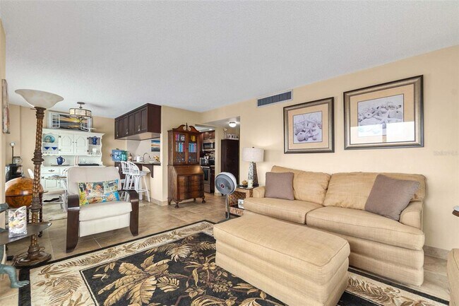 Foto del edificio - 3600 S Ocean Shore Blvd
