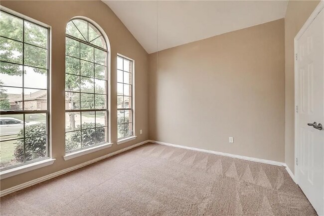 Building Photo - 2716 Twinflower Dr