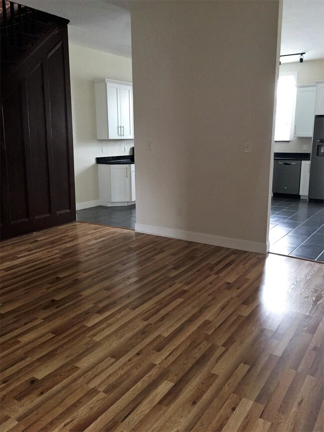 Foto del edificio - 3620 Bates St