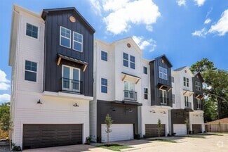 Building Photo - 2828 Versailles Oak Ln