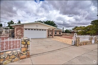 Building Photo - 10824 Pico Norte Rd