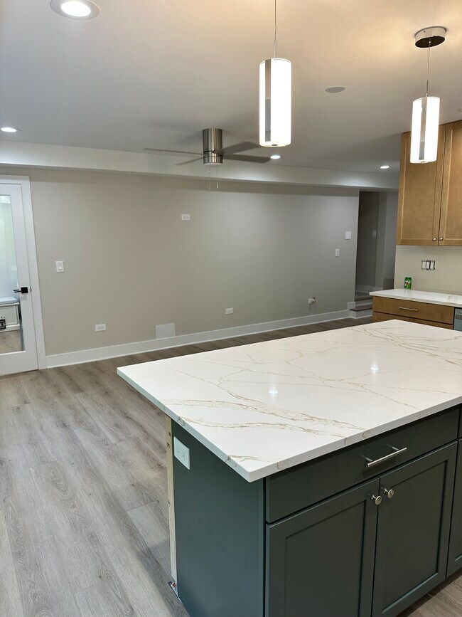 Sala de estar/cocina - 330 Barton Ave