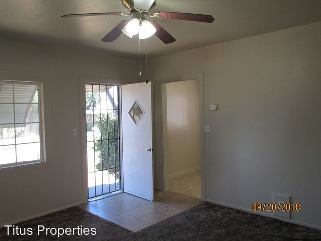 Building Photo - 2 br, 1 bath House - 834 N. Butte St.