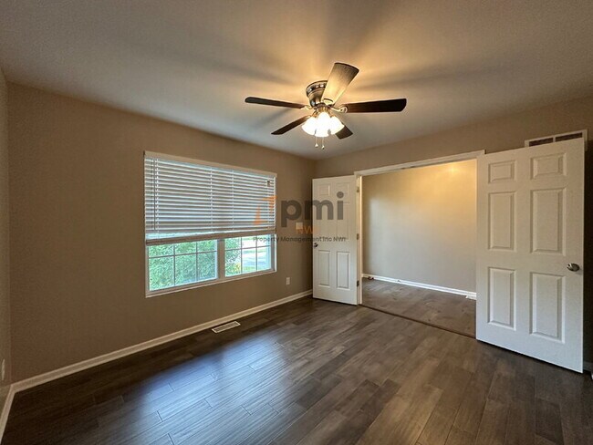 Foto del edificio - 1864 Westridge Dr