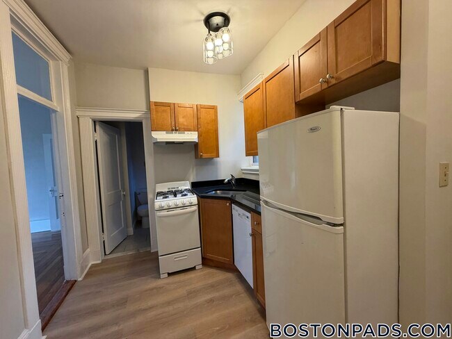 Foto del edificio - 38 Hemenway St