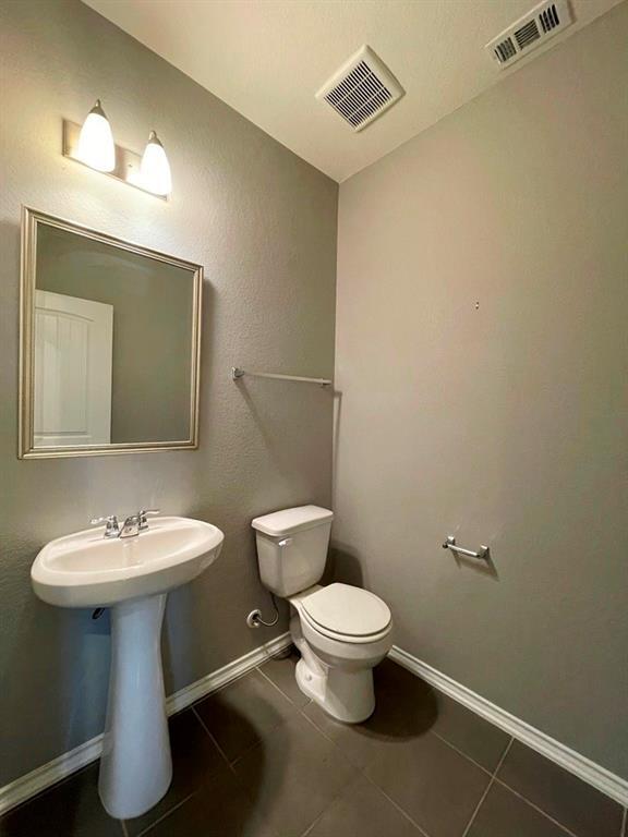Foto del edificio - 16612 Brogan Ln