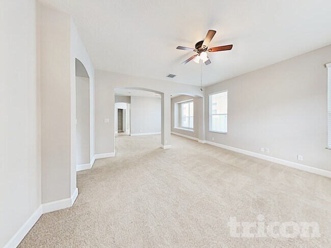 Building Photo - 614 Ravenshill Way