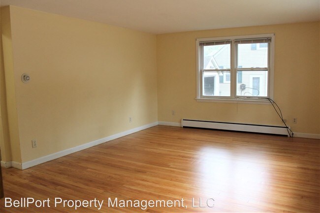 Building Photo - 4 br, 1.5 bath House - 116 Westbrook St