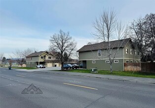 Building Photo - 226 E Whitman Dr